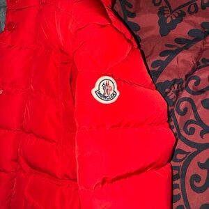 Kids Moncler winter coat with fur. Fits for ages 2-4 years old.